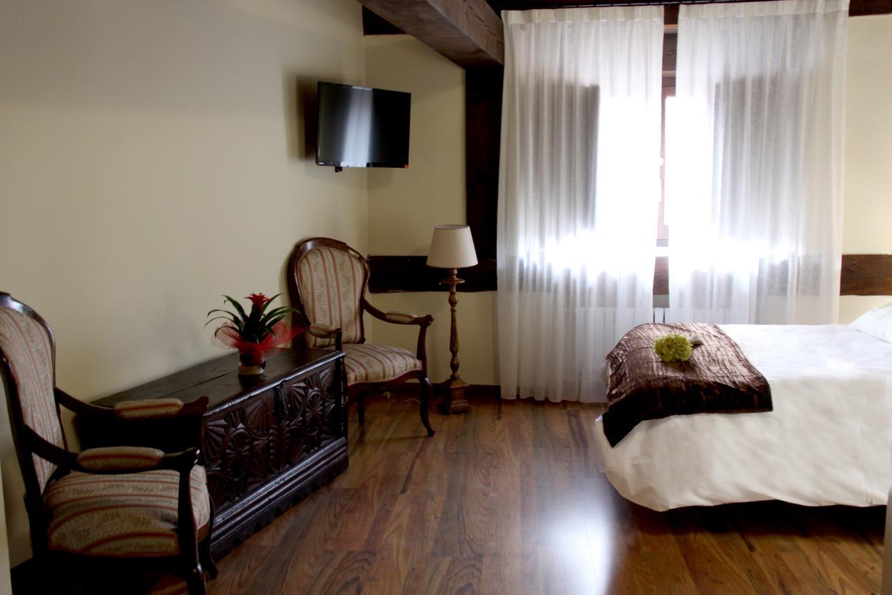 Rural La Pinorra Inn Vinuesa