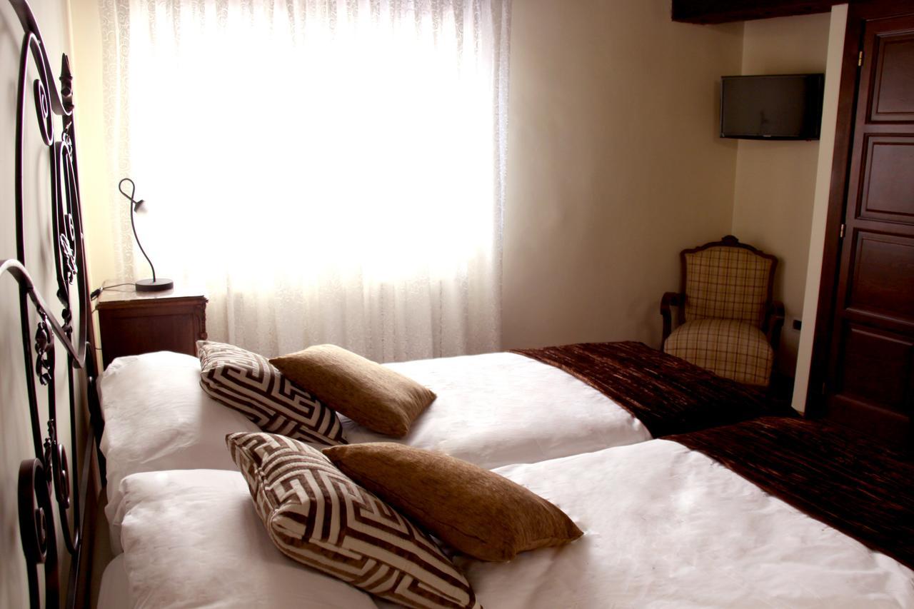 Inn Rural La Pinorra 4*